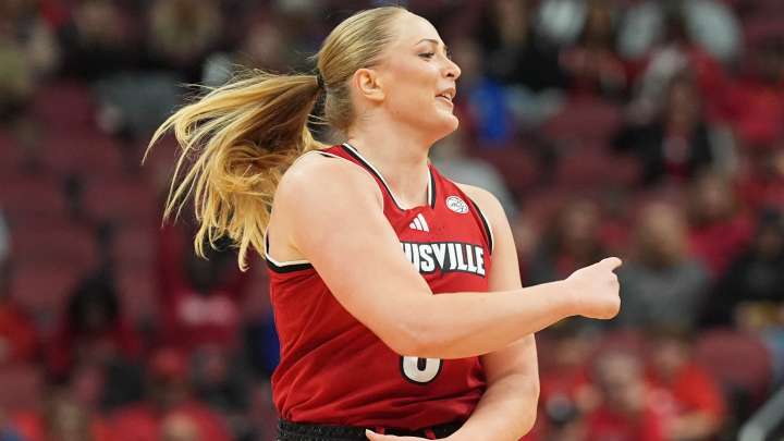 Brown: UofL women's basketball has stars, but Cards need third scorer
