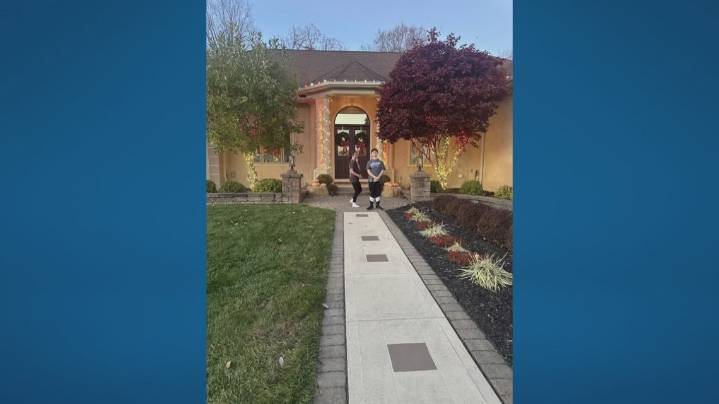 Pickerington Schools bring holiday cheer to local family with light display