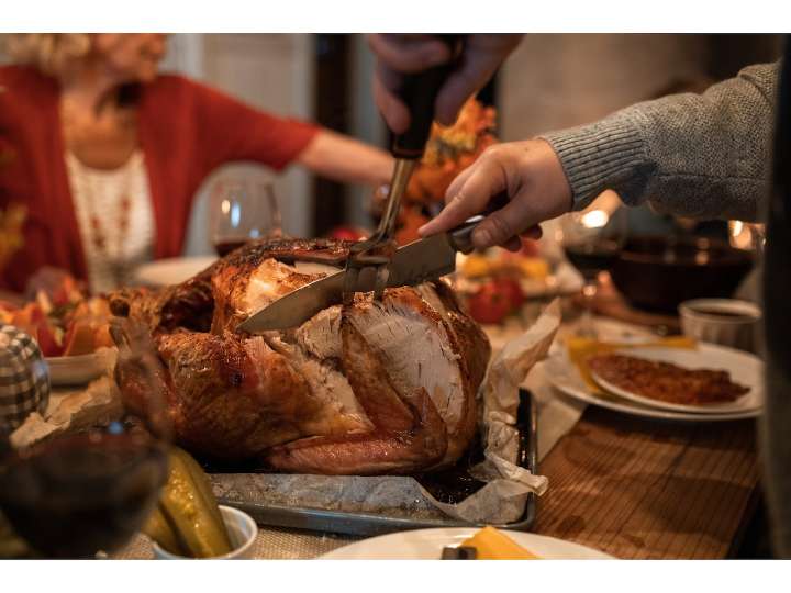 Dear Annie: Vegetarian is nervous about ‘turkey day’