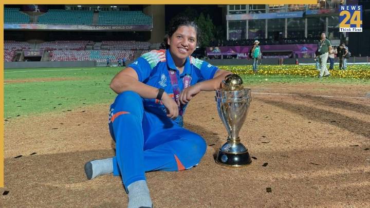 When legends fall short: Richa Ghosh to receive an unimaginable honour