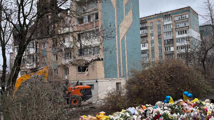 Amid Smouldering Wreckage in West Ukraine, Anger at Peace Proposals Many Consider Lopsided : NPR