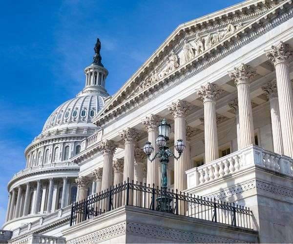 Senate Republicans defeat bill requiring Congress to approve attacking Venezuela