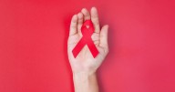 El alza silenciosa del VIH en mujeres: por qué Chile no logra frenar los contagios