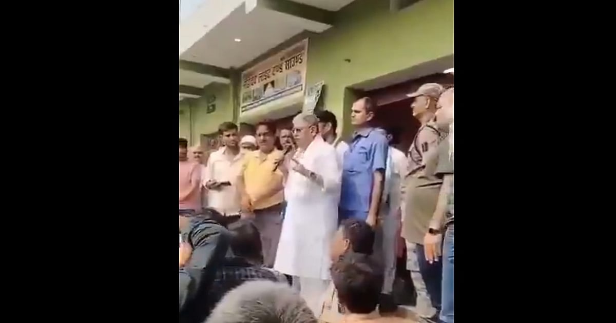 Bihar 'Lock Oppn leaders up on polling day': Union Minister stirs row