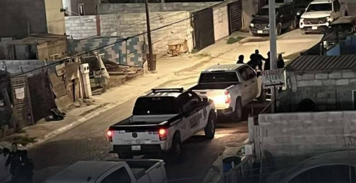 Rescatan a 20 migrantes retenidos en Juárez