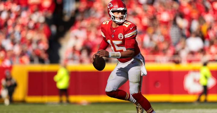 Chiefs vs. Cowboys discussion: Patrick Mahomes and Dak Prescott should give us a shootout