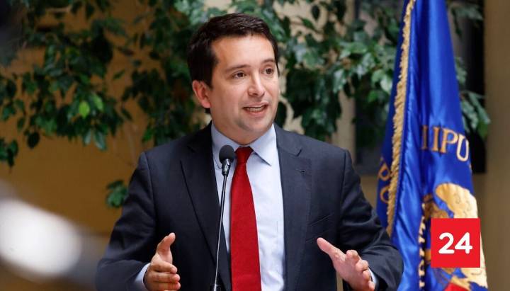 Araya suspende "temporalmente" participación en bancada republicana en medio de indagatoria por trama Bielorrusa