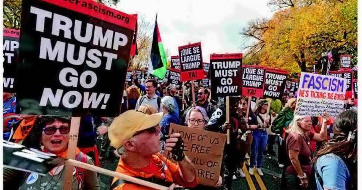 Trump's government management approval drops