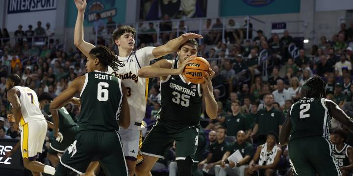No. 11 Michigan State basketball dominates East Carolina with an 89-56 victory in MSU’s first game in the Fort Myers Tip