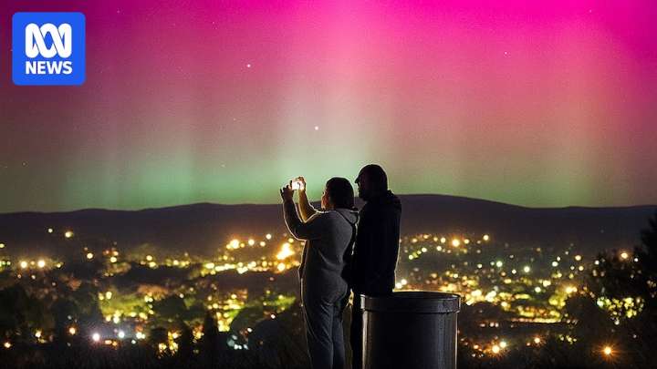 Missed last night's aurora australis? Here's when and where it's likely to put on a show tonight
