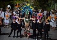 Janal Pixán reactiva economía de Carrillo Puerto: Familias disfrutan del paseo de las ánimas