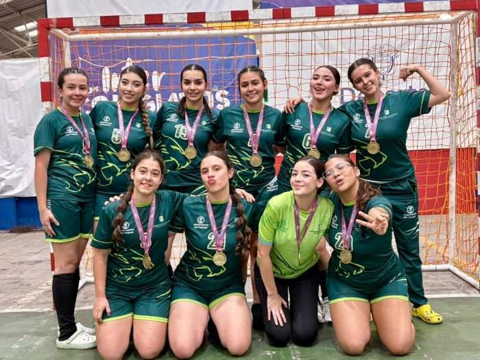 El balonmano y el rugby vivieron sus jornadas decisivas en los Juegos Intercolegiados 2025 -