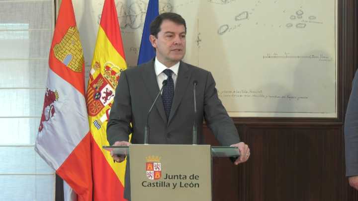 As Cortes de Castela e León rexeitan os orzamentos de Mañueco cos votos de PSOE e Vox