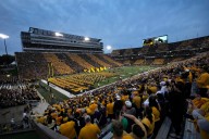 Oregon Ducks at Iowa Hawkeyes: Live updates today