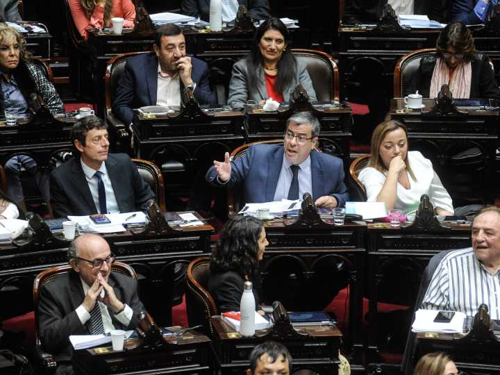 El peronismo hizo catarsis en Diputados: hubo mensaje de unidad y resignación por el Presupuesto