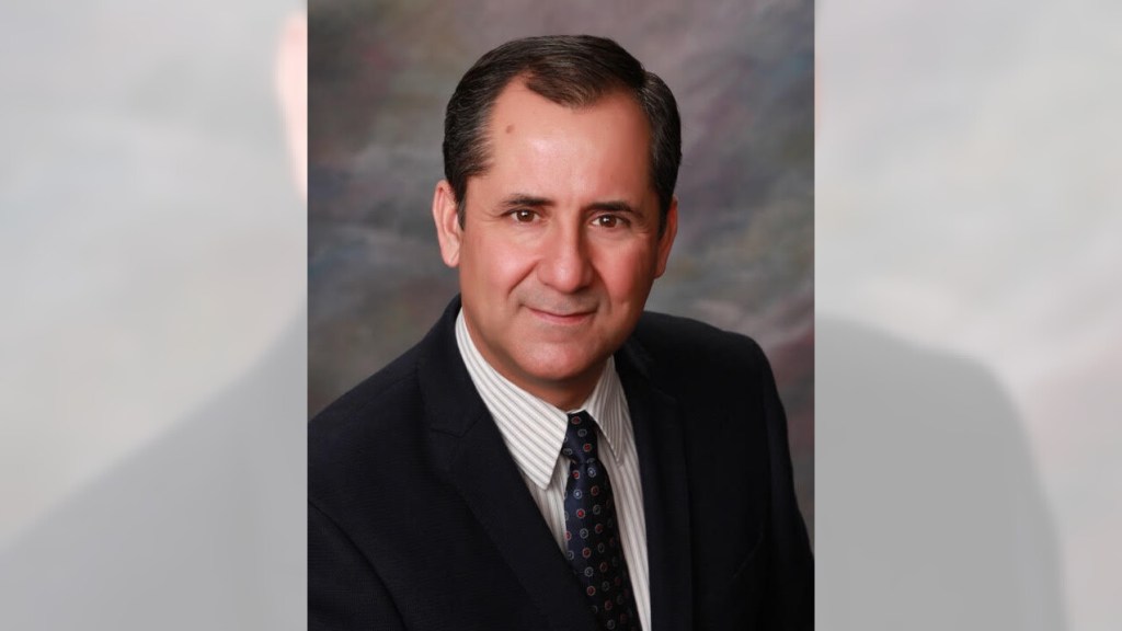 Rialto Unified school board officially hires new superintendent