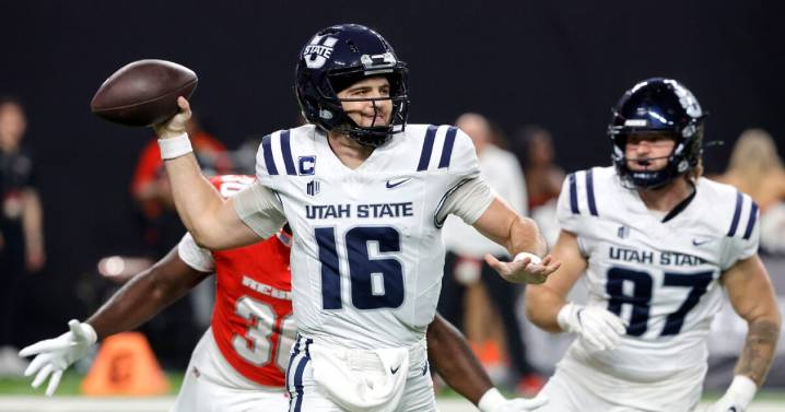 Touchdown run lifts UNLV over Utah State 29