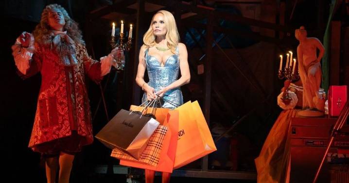 Gilt or Guilt? ‘The Queen of Versailles’ Can’t Decide