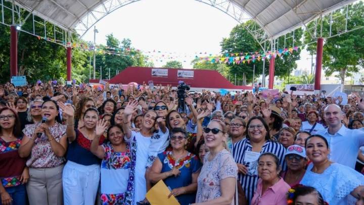 Claudia Sheinbaum encabeza asamblea en Quintana Roo: más de 3 millones de mujeres reciben la pensión Mujeres Bienestar
