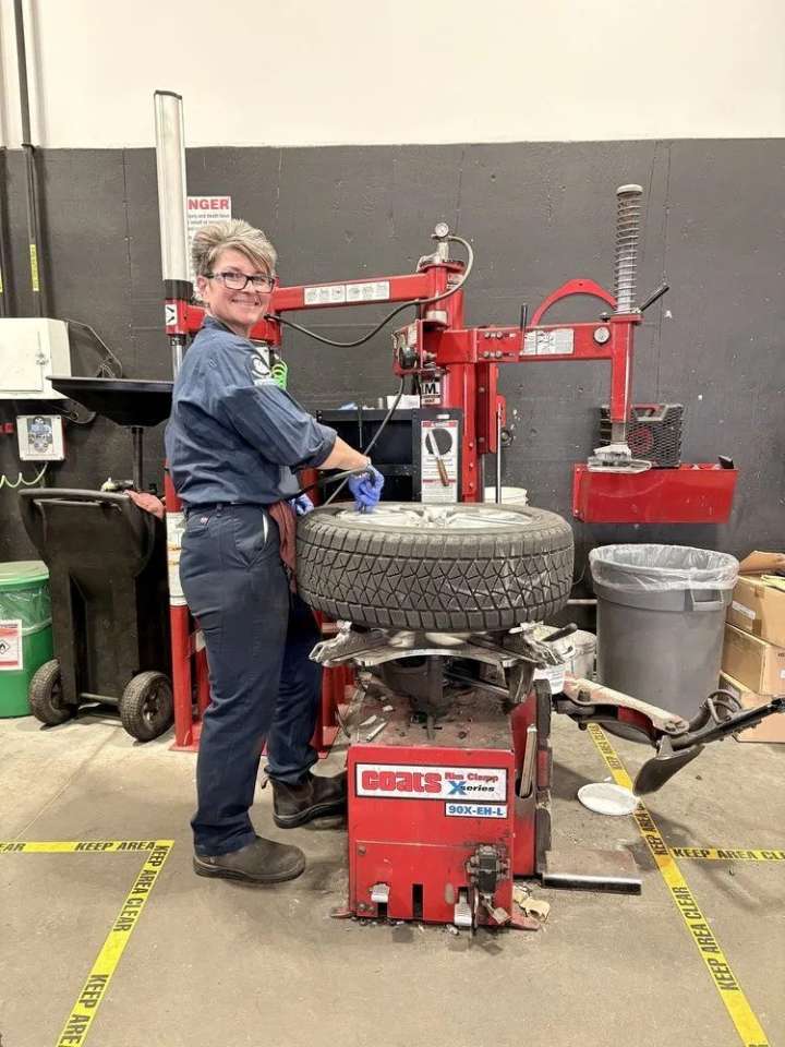 Cowan: NHL dream comes true for mother of Canadiens' Xhekaj brothers