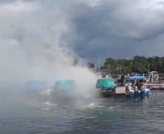 ACTUALIZACIÓN | Cinco marinos lesionados, saldo de explosión en embarcación abrigada en la marina Fonatur en Cozumel