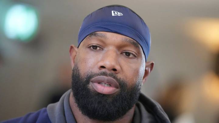 At age 41, Marcedes Lewis becomes oldest tight end to play in NFL game