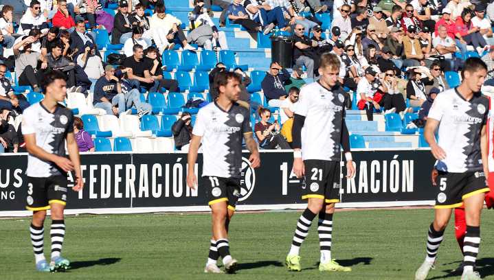 Unionistas sale del descenso en la jornada diez: Resultados y clasificación en 1ªRFEF