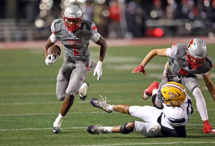 Mentor dominates Massillon Jackson 52-6 in Region 1 quarterfinal