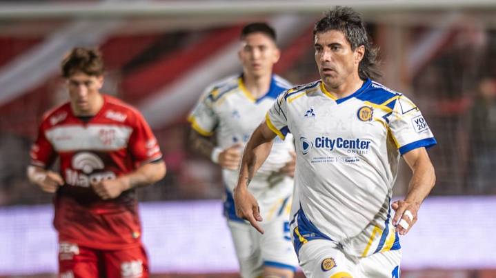 El Rosario Central de Ángel Di María le gana 2-1 a Instituto y extiende su racha de victorias