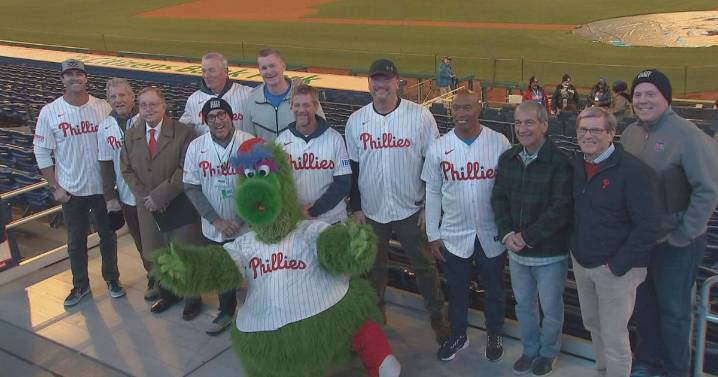 Hundreds sleep at Citizens Bank Park to raise awareness about homeless youth in Philadelphia