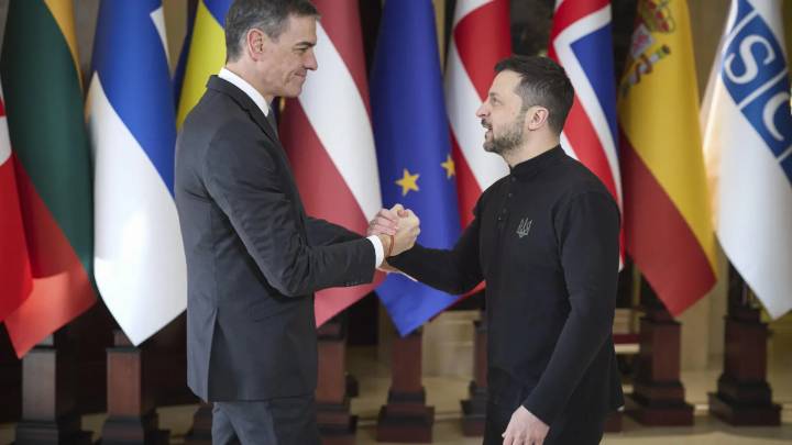 Zelenski viajará a España la próxima semana: el martes se reunirá con Sánchez y estará en el Congreso