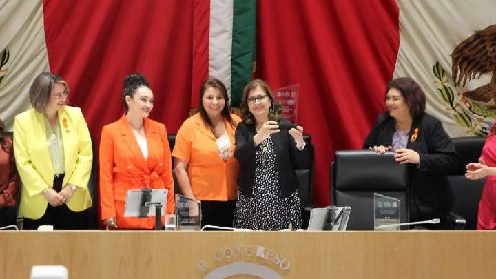 Congreso del Estado reconoce a 11 mujeres con la Presea del Poderío de las Mujeres Sonorenses 2025