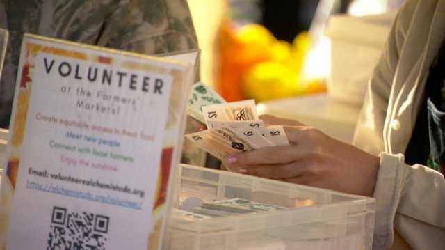 SNAP Benefits Halted, Nonprofit Vouchers Step In for Sacramento Families