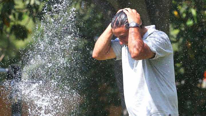 Vuelve el calor este jueves a Santiago: Se esperan máximas de 31°C y registro se repetiría este domingo de elecciones