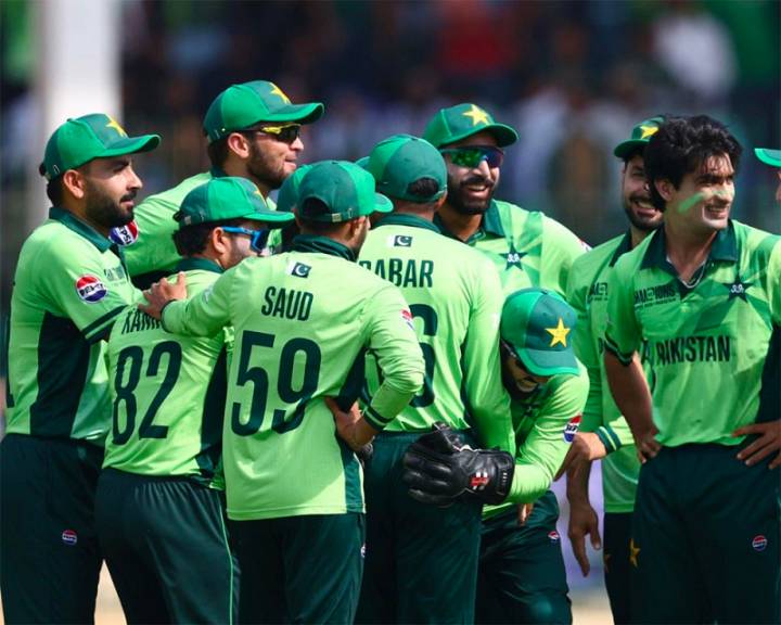 Pakistan Sweeps Sri Lanka 3-0 in ODI Deries