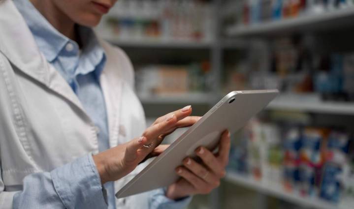 Madrid refuerza la vigilancia de fármacos con 80 farmacias centinela y formación a 68 profesionales