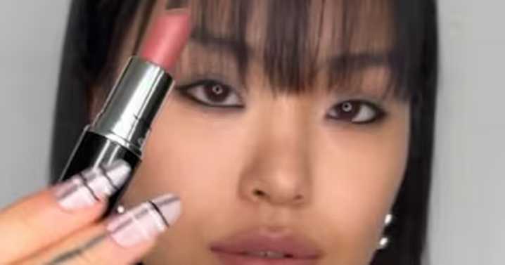 How to get a £16 MAC Christmas lipstick gift set for free this week