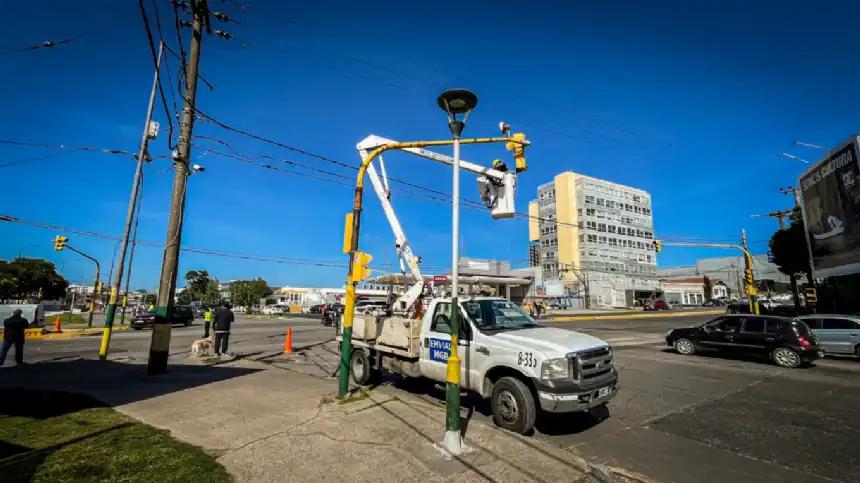 Cambian semáforo en Juan B. Justo y De los Trabajadores por mayor flujo