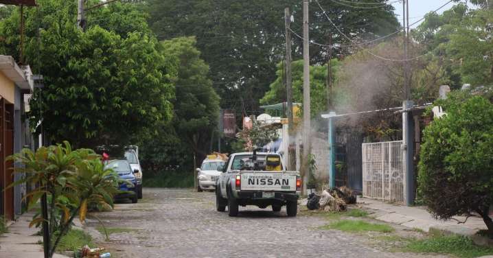 Sigue Salud fumigando contra dengue en los 4 municipios más grandes