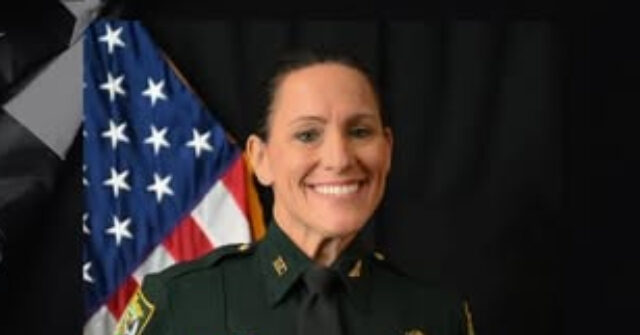 One Florida Sheriff's Deputy Shot and Killed, a Second Wounded