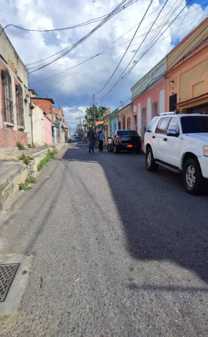 Emergencia en la comunidad: Ola de suicidios adolescentes sacude a la ciudad