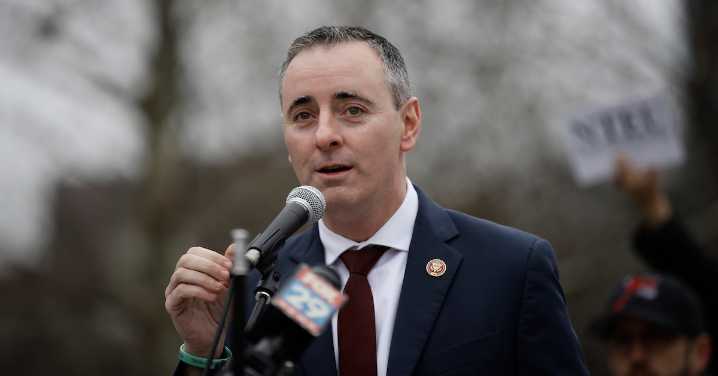 House Republican Rips Trump Administration’s ‘Secret Meetings’ With Russia