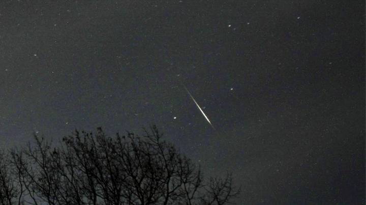 Catch the Dazzling Leonid Meteor Shower