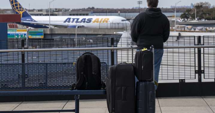 1.700 vuelos cancelados por el recorte de la capacidad en aeropuertos de EE.UU.