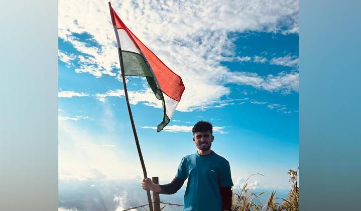 City mountaineer Yashwanth Bhukya successfully scales Assam’s highest peak in patriotic mission