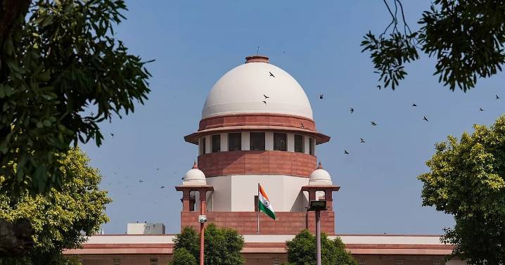 India SC seeks EC's reply on pleas of DMK, TMC challenging SIR exercise