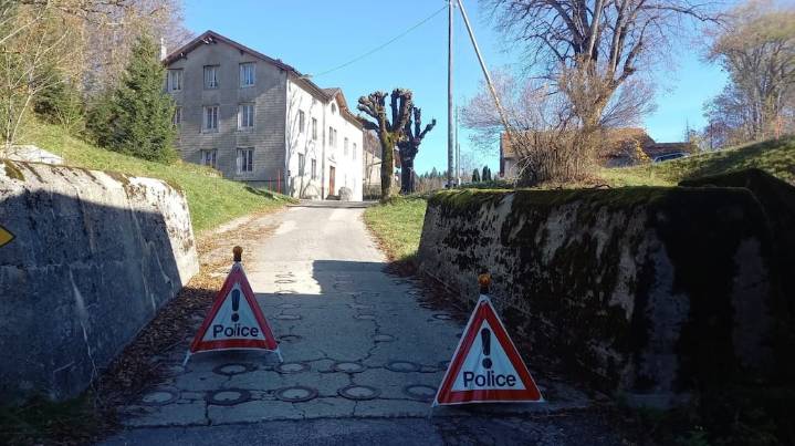 Francia: un pescador encontró un cuerpo descuartizado en un río y por el crimen detuvieron a una mujer