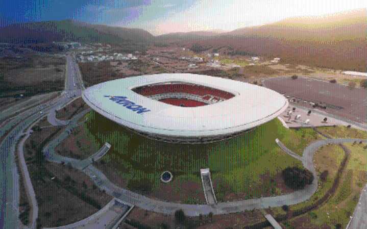 Suman 456 bolsas con restos humanos hallados cerca del estadio Akron en Jalisco