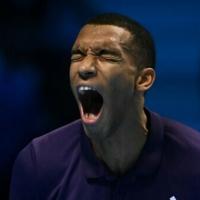 Sinner cruises past Zverev and into last four of ATP Finals