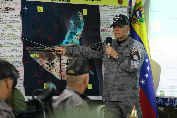 Venezuela eleva la alerta militar en medio de tensiones crecientes con Estados Unidos